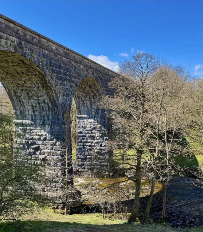 Stone railway viaduct near Kirkby Stephen